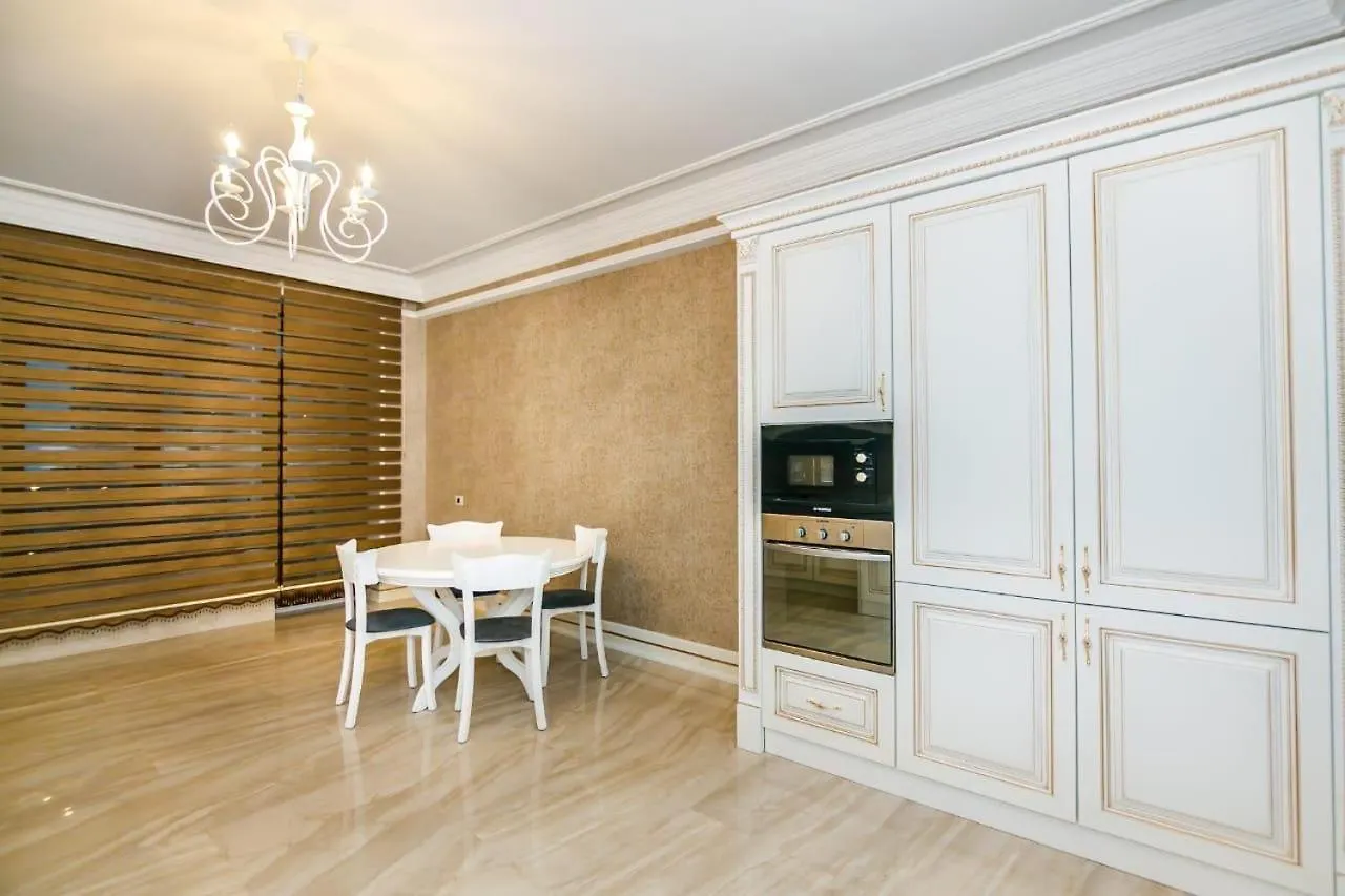 Apartment Vip Ferrari 357 Baku
